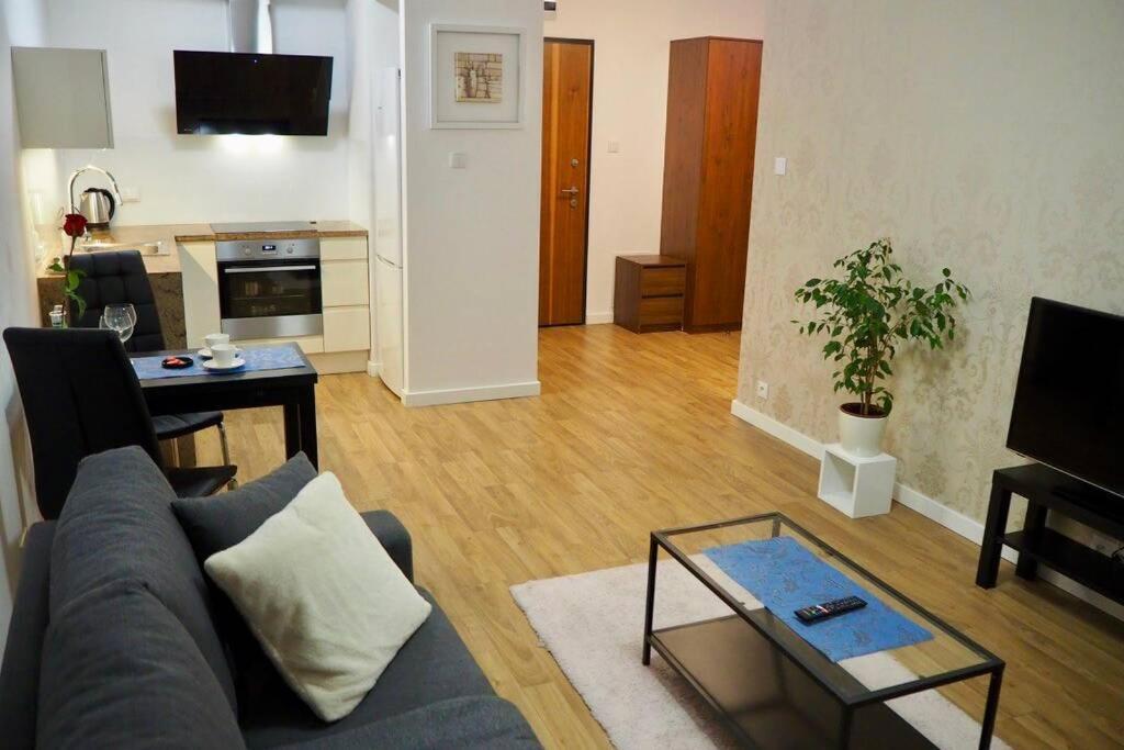 Wilanow Apartment Close To Town Hall And Palace 바르샤바 외부 사진